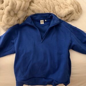 Aritzia 1/4 zip Blue sweatshirt